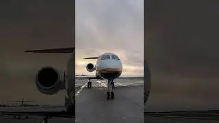 #ramplife Anthony 🦺😎#gulfstream4sp #yelvingtonjetaviation #privatejets #privatejet