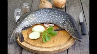 Щука, томлена з овочами