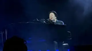 Fall Out Boy LIVE - Banter + Don’t Stop Me Now + What A Catch + Golden (11.03.23) London Night 2