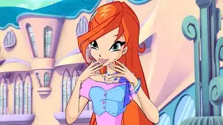 Bloom moves her hands around weirdly when Sky thanks her | Winx Club Clip