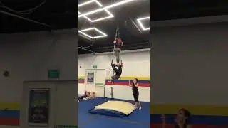 How I taught double trapeze in one hour