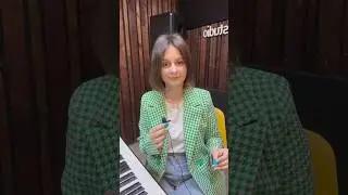 Уроки вокала. Упражнение на контраст звука. #школавокаламосква #урокивокала #вокалмосква