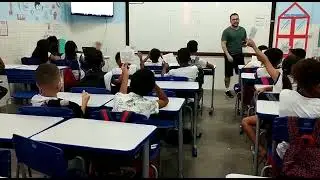 Exemplo de uso de tecnologia em sala.