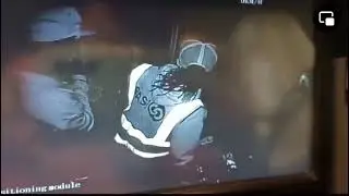 Electric Bus Driver Traps Suspected Thieves