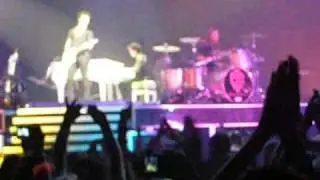 Jonas Brothers Wembley 20/11/09 ~ Much Better HQ