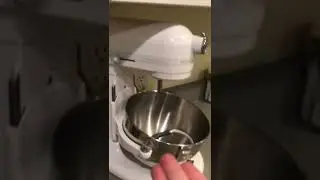 bored_in_the_kitchen.mp4
