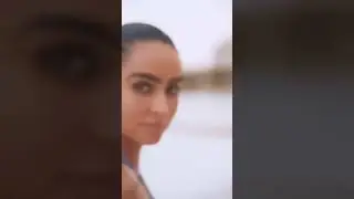 Sommer Ray shows her ass in blue bikini
