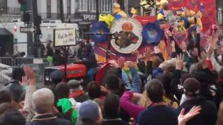 Percy Harvin jersey appears at Mardi Gras