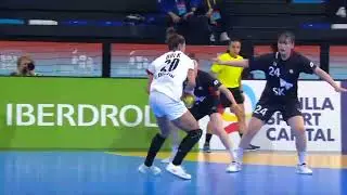 IHF Rule Interpretation 7 | Hitting the goalkeeper in the head with the ball