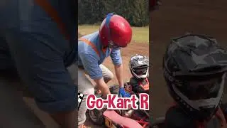 Blippi's Go Kart Race ! 