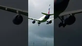 Заход самолета Аэрофлота на посадку после грозы ⛈️