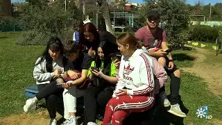 Cibervoluntarios enseñan el buen uso de las nuevas tecnologías