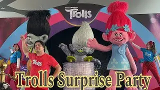 Trolls Surprise Party at The Galleria Mall Abu Dhabi #troll #trolls #trollssurpriseparty