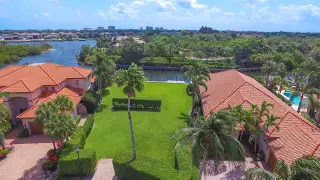 2075 La Porte Drive, Palm Beach Gardens, FL 33410