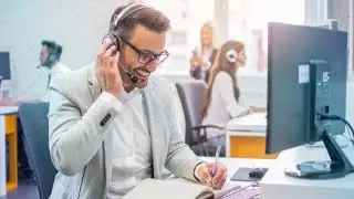 Teaching powerful vocabulary to work in a Call Center.