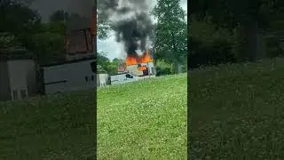 Un fourgon en flammes à Cholet