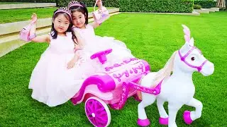 Boram and her friend dress in the same princess dresses | Video compilation for kids