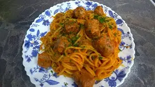 Паста с колбасками в томатном соусе быстрый вкусный рецепт .