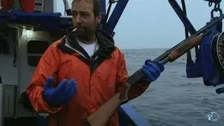 Edgar vs. Norm: The Shootout | Deadliest Catch