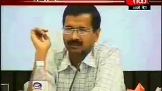 Arvind Kejriwal using Ramdev and then Insulting him