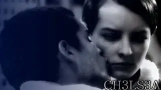 Skins - Mini & Franky // In Pieces