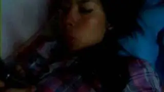 Mi prima me manda mi cel xD    yo se dce q CHUU PEE TIN SWEET    xD ja