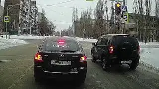 Ultimate Russian driving fails compilation 2022.02 | Dashcam, Bad drivers, Failures on the roads #3