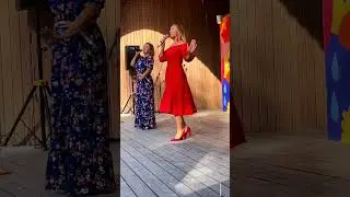 Анна Савицкая и Анжелика Новикова зажгли «Калинку». Городской парк им. Н.Островского. 2024г.