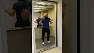 Когда папа не готов идти домой😂