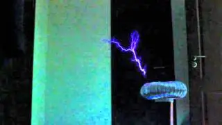 Музыкальная  катушка телса. Music tesla  coil.