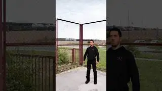 🤔КАК ВЫЖИТЬ, ЕСЛИ КТО-ТО ПЕРЕЛЕЗ ЧЕРЕЗ ВАШ ЗАБОР😡