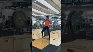 No range lifting. Clean and jerk #gymworkout #trackandfield #strengthtraining