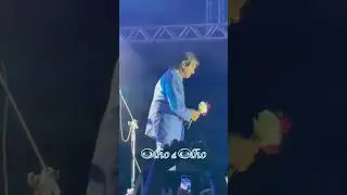 Rei Roberto Carlos joga as Rosas mais disputada no mundo 
