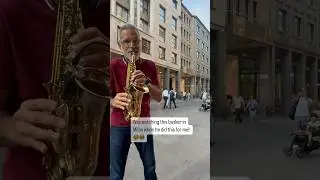 How incredible is this!!😳🥺 #busking #milan #italy #aliciakeys #cover #saxaphone #shorts