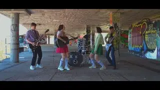 Twins Kovl — Он тебе нужен