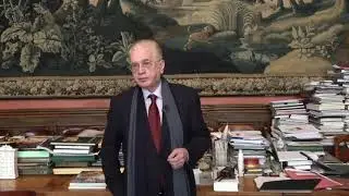 Поздравление М.Б. Пиотровского с Международным Днём музеев!