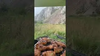 Шашлычки под сильным дождем