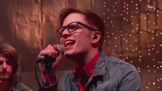 Gym Clas Heroes - Billionaire (feat. Patrick Stump) (Live) 2012
