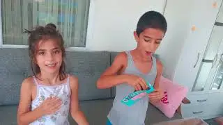 Yeni aldığımız oyuncağı tanıtıyoruz