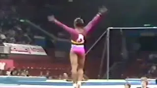 1982 Champions All - CUB Elsa Chivas/floor