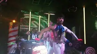 A festa que faz magia em plena luz do dia !