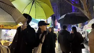 [4K Korea Walk] 비오는날 우산을 받쳐들고 명동의 인파속을 함께 걸어봅니다. Walking in the rain.