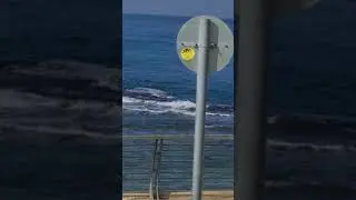 Утро раннее  начинается