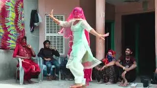 बहू ने किया सबके सामने डांस ||हरयाणवी Dance || Pinky Ka Thumka || haryanvi desi dance