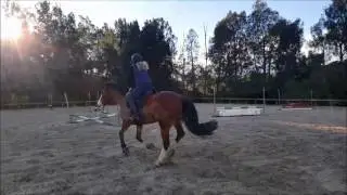 first time jumping my horse with no bridle!!