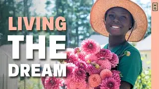 She Turned Her Home Garden Into A DREAM Flower Farm! 🌻