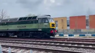 D1924 ‘Crewe Diesel Depot’ flies through Oxford Station 5Z40 31/03/24 17:04pm