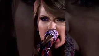 @TaylorSwift  - We Are Never Ever Getting Back Together (1989 World Tour) #SHORTS #TAYLORSWIFT
