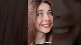 Кто знает эту милашку ?