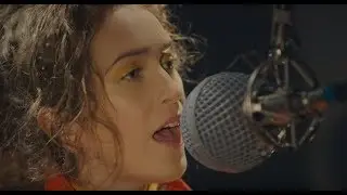 Rae Morris - Someone Out There [Live At Toerag]